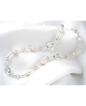 Quartz Pearl Necklace
